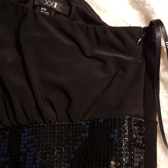 2/$60 The Perfect Lil black dress - Picture 3 of 5